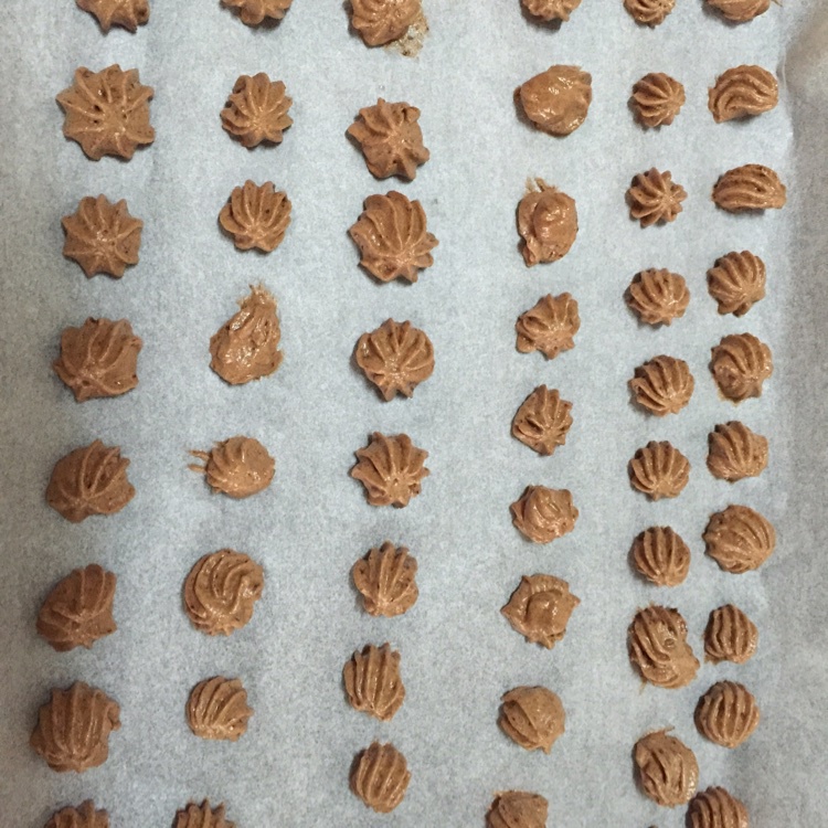 可可蛋白糖（消耗蛋清 草鸡简单好吃还不腻）