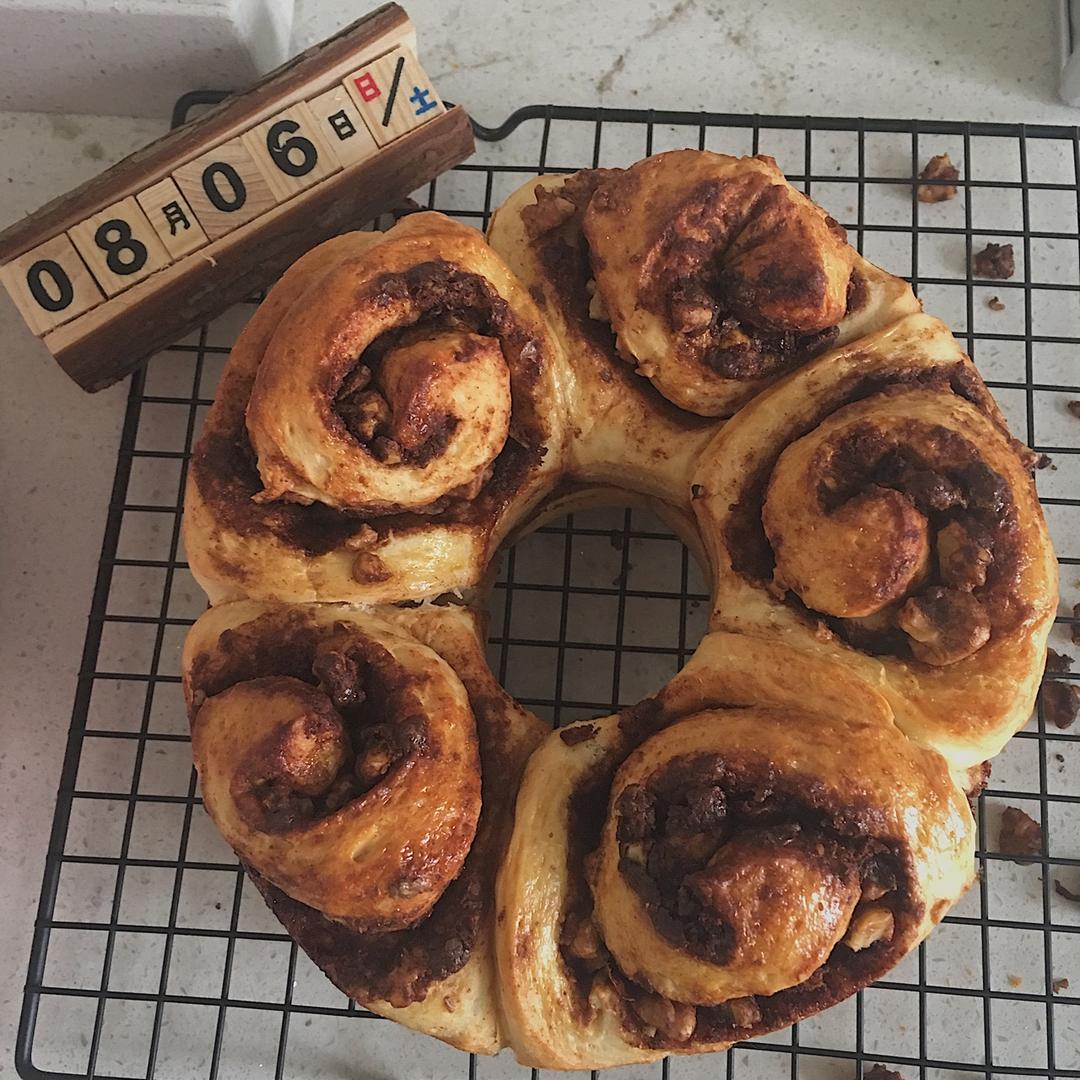 红糖肉桂核桃手撕面包