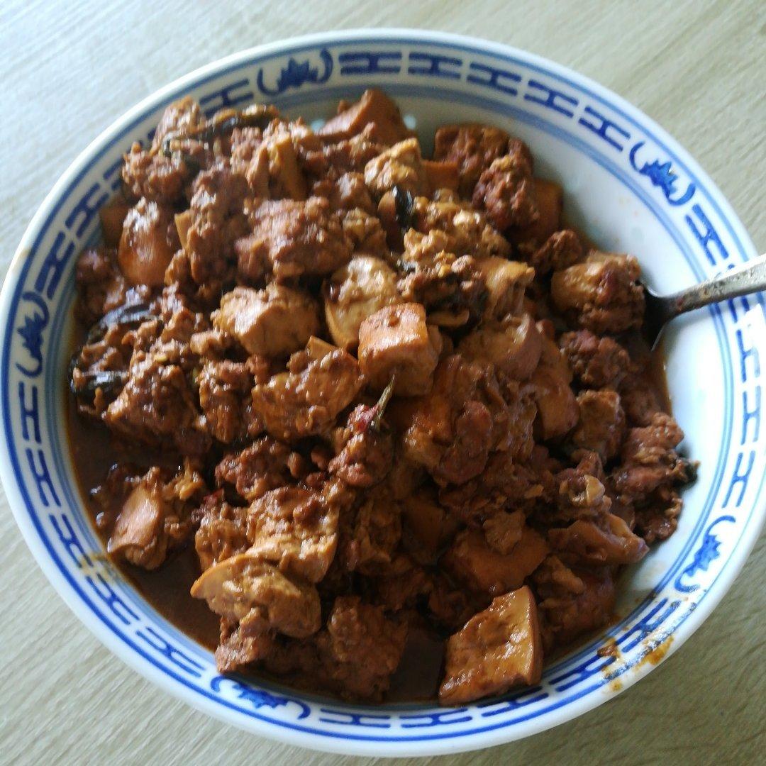 家常红烧肉末豆腐