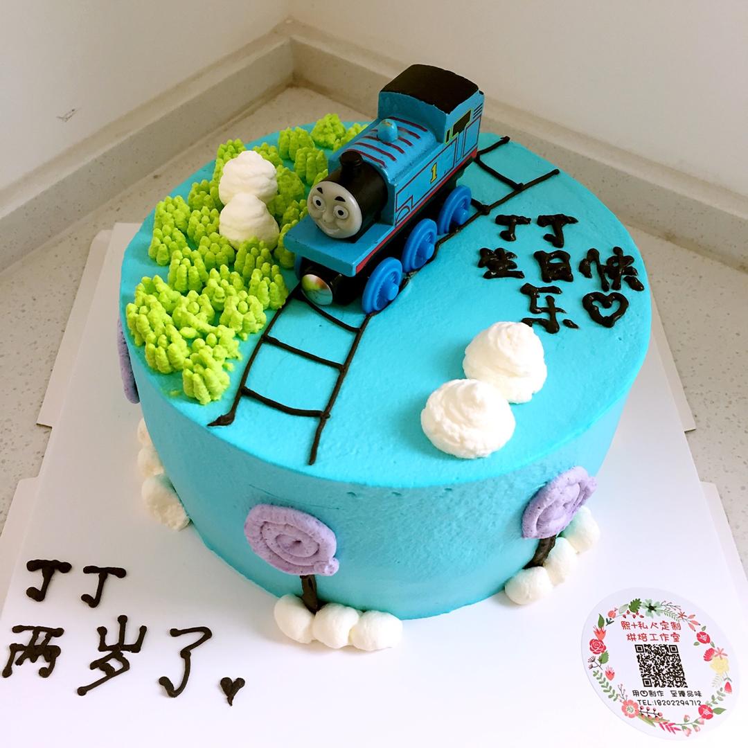 小仙女妈咪做的托马斯小火车蛋糕