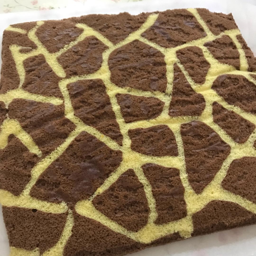 奶牛蛋糕卷+长颈鹿蛋糕卷