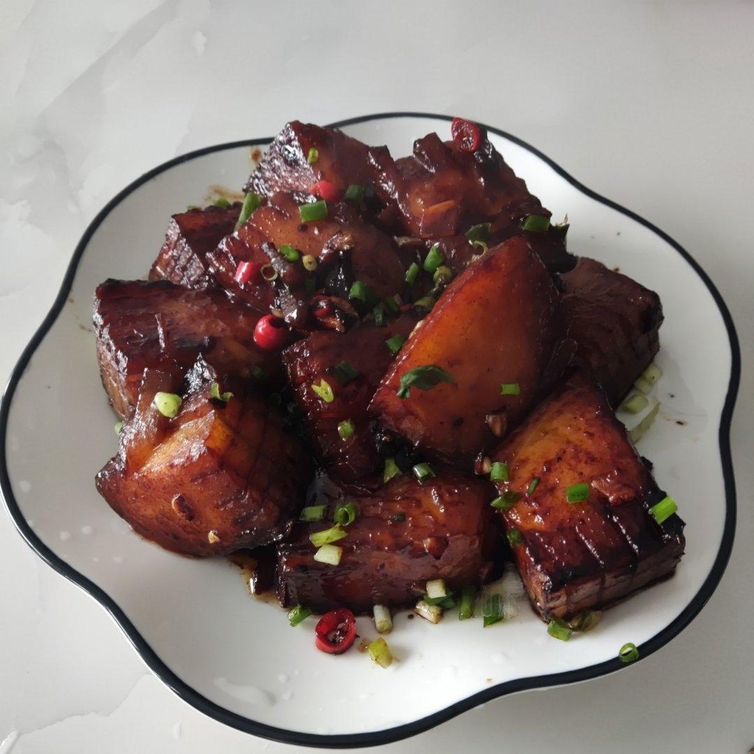 红烧冬瓜最完美做法，不加一滴水，瞬间秒杀红烧肉