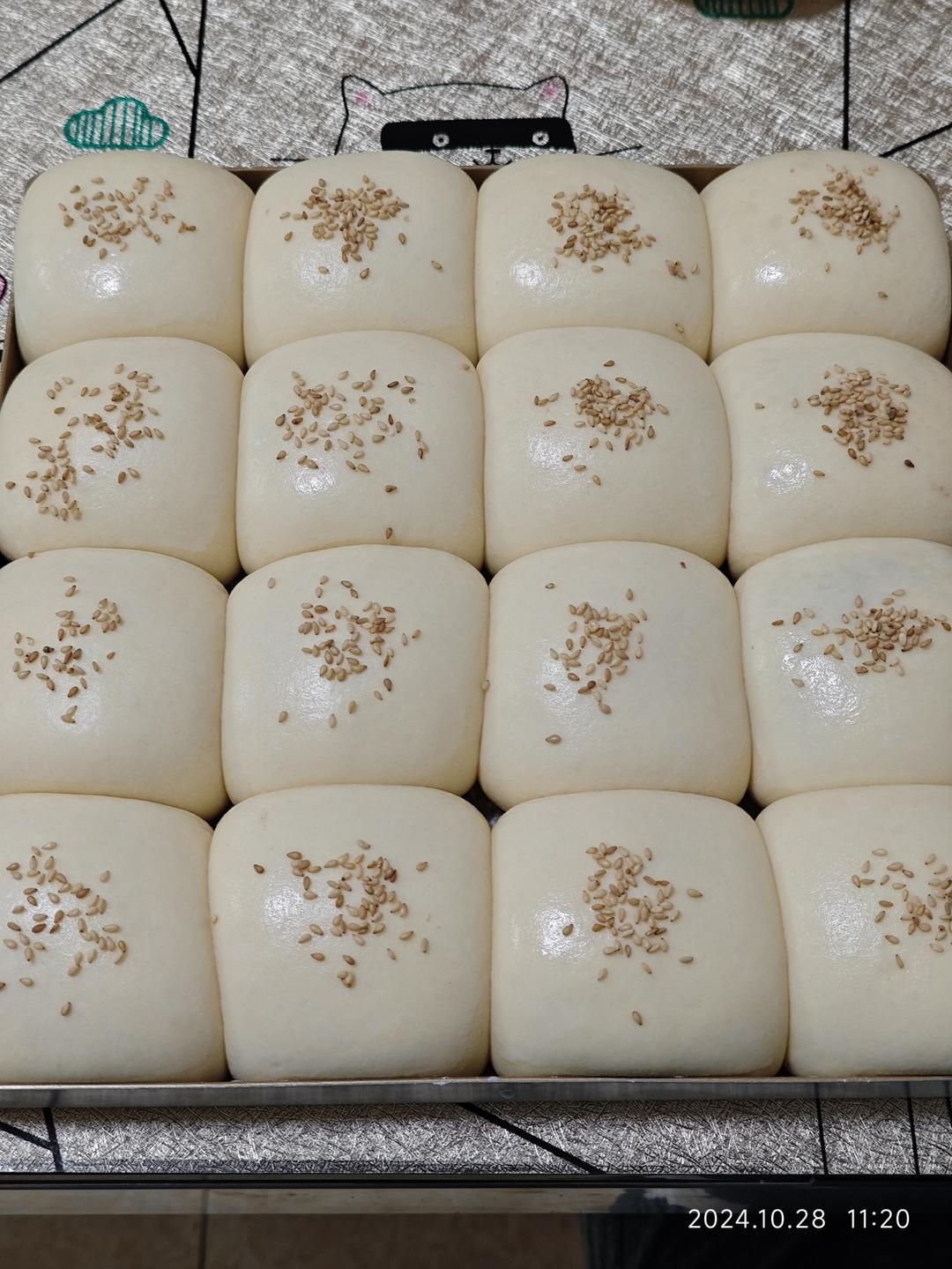 超软紫米小面包，柔软拉丝早餐包，三天不变硬，附万能紫米馅儿自用配方