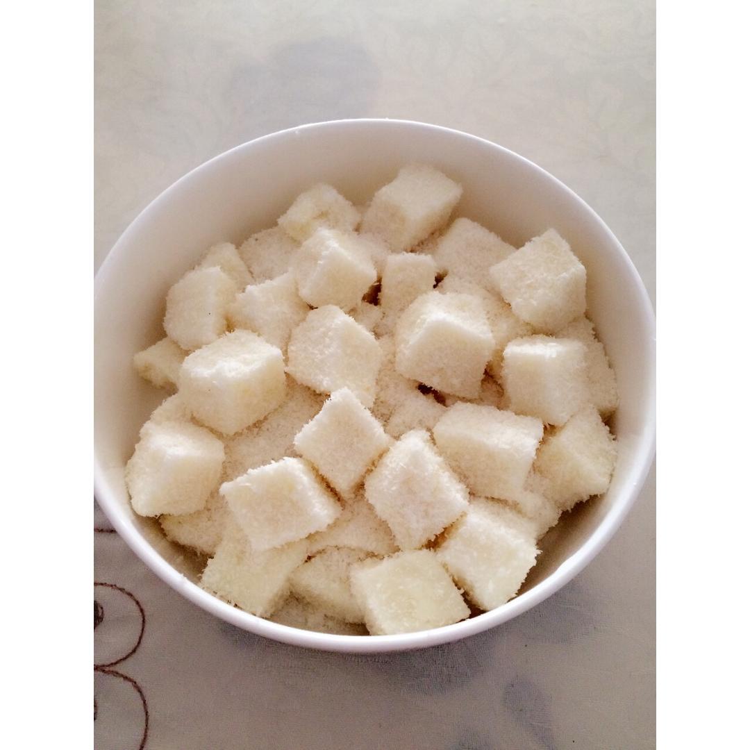 椰丝牛奶小方糕