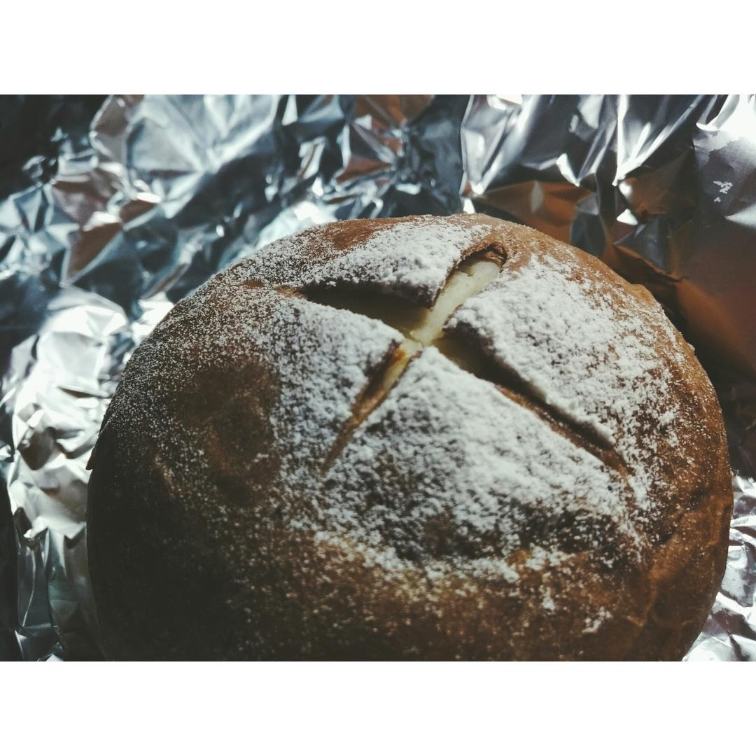 奶酪馅儿蔓越莓面包