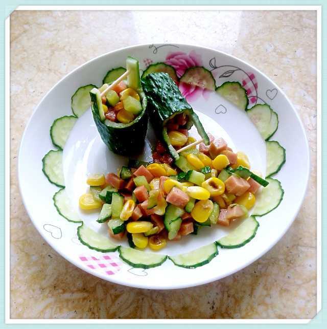 蔬果杂烩黄瓜桶