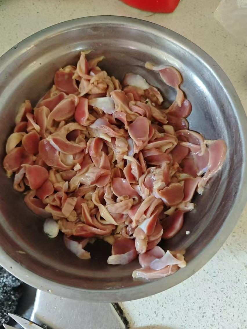 下饭神器—泡椒酸辣鸡胗