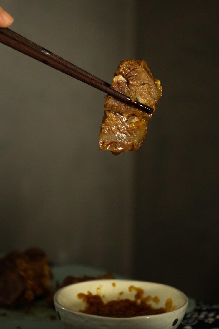 电压力锅版白切牛腱（附万能蘸水及高汤做法）