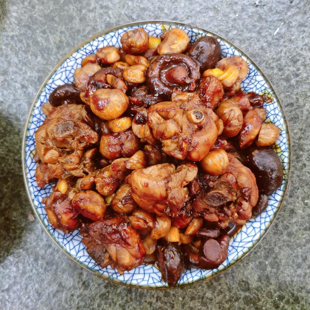 【栗子烧鸡】鸡肉都给你吃，栗子归我~