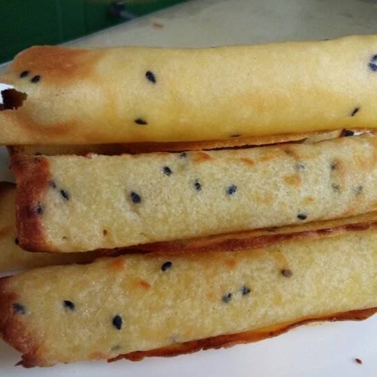 芝麻香酥蛋卷（视频食谱）