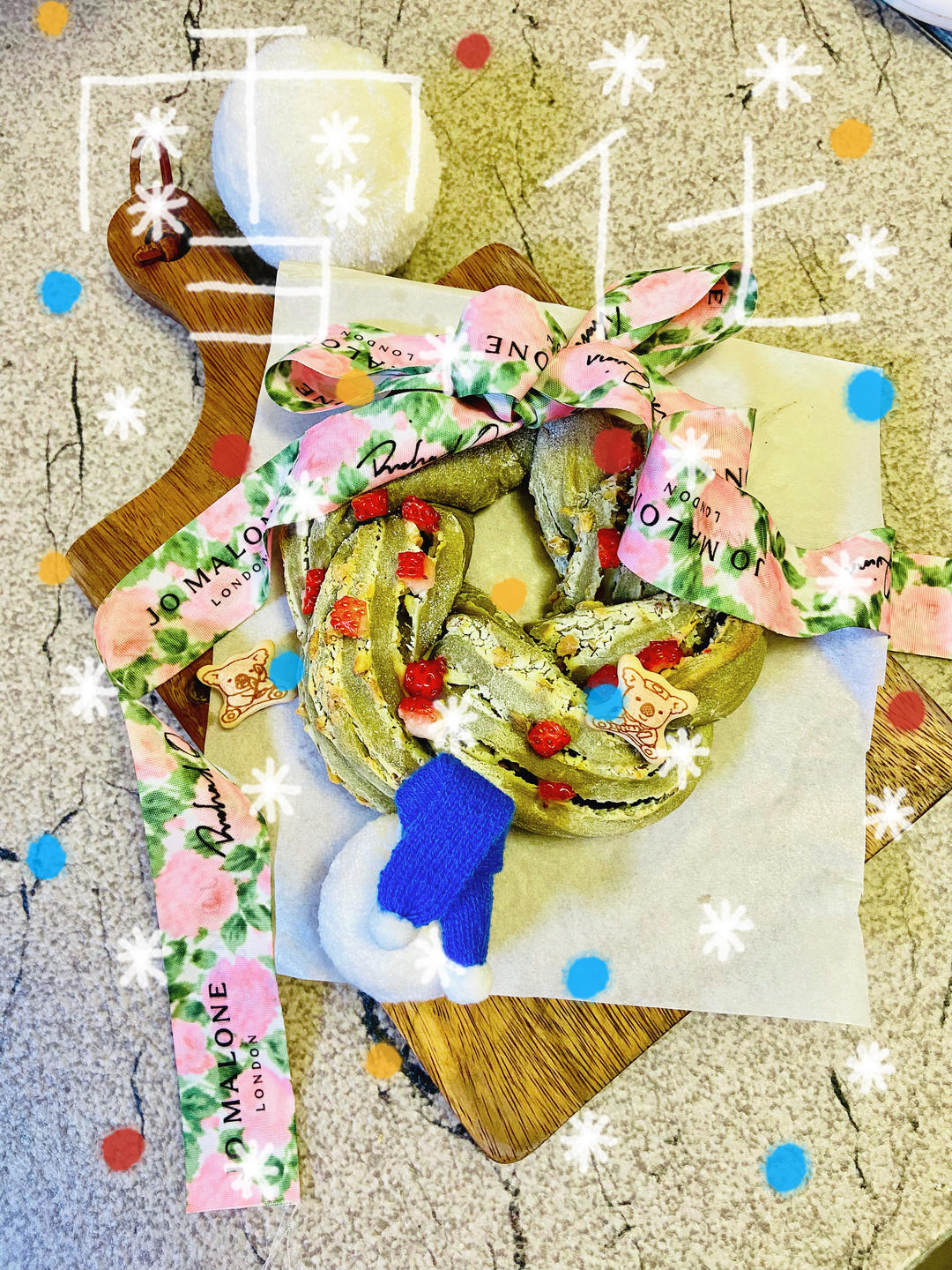 抹茶蔓越莓花环面包