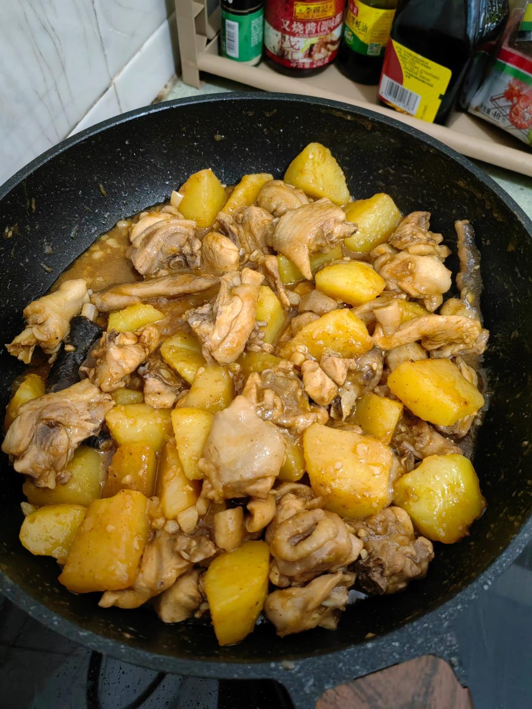 沙茶土豆焖鸡