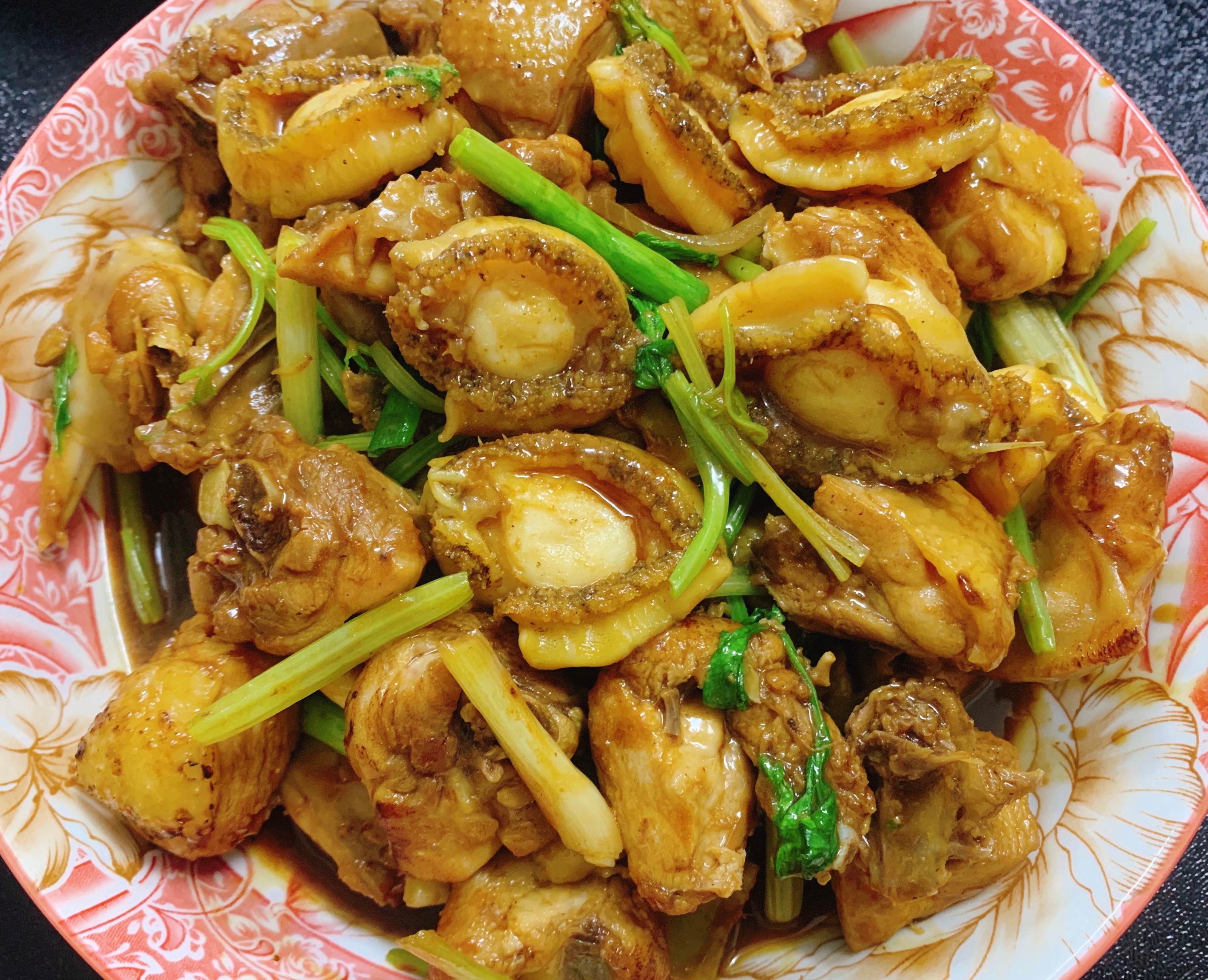粤菜鲍鱼焖鸡图片