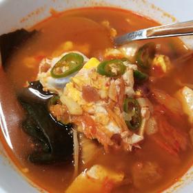 减脂期也能吃的韩式嫩豆腐汤丨超滑嫩超开胃