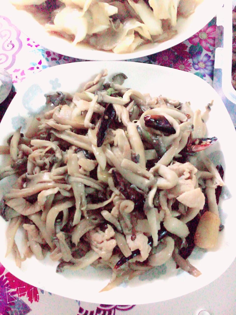 酸辣蘑菇