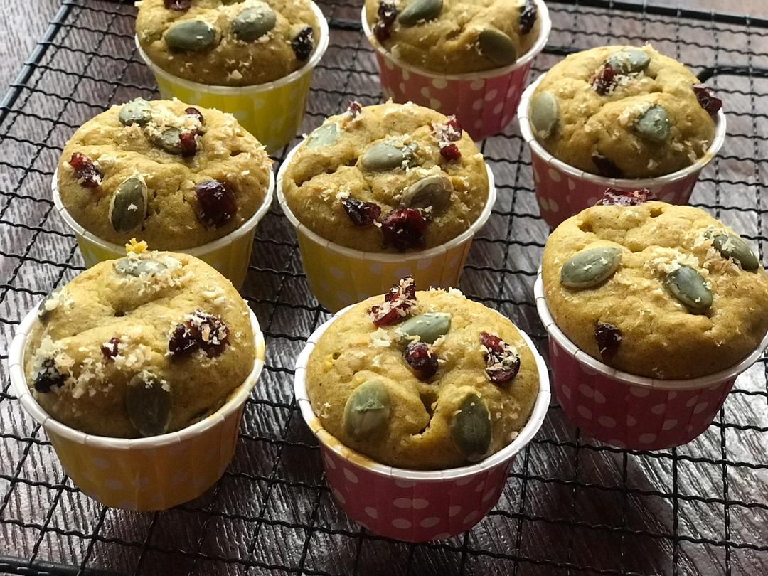 南瓜蜜枣玛芬蛋糕 Pumpkin & Date Muffin