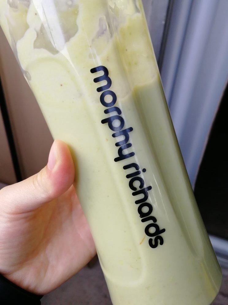 牛油果香蕉奶昔