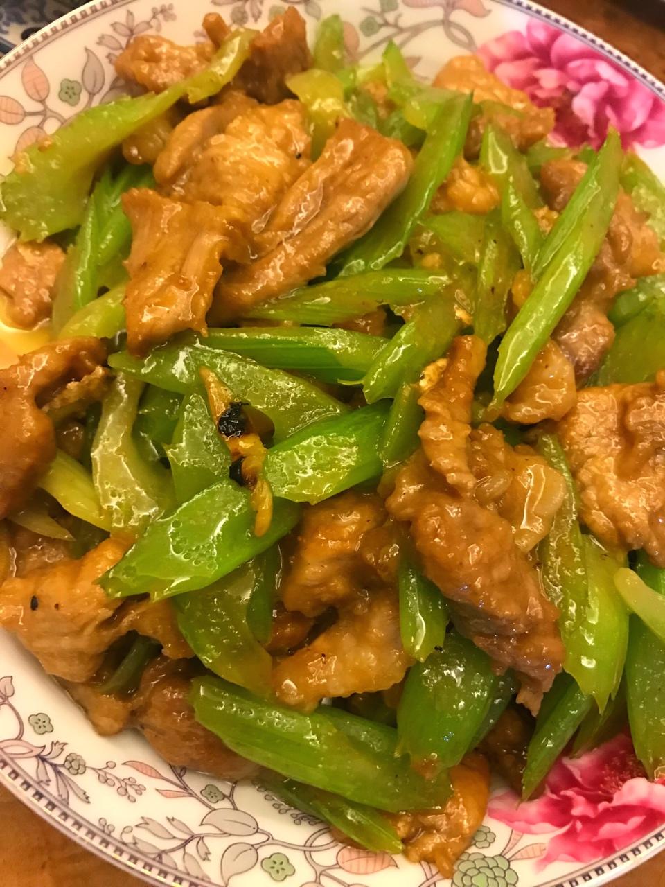 chanylei做的西芹炒瘦肉