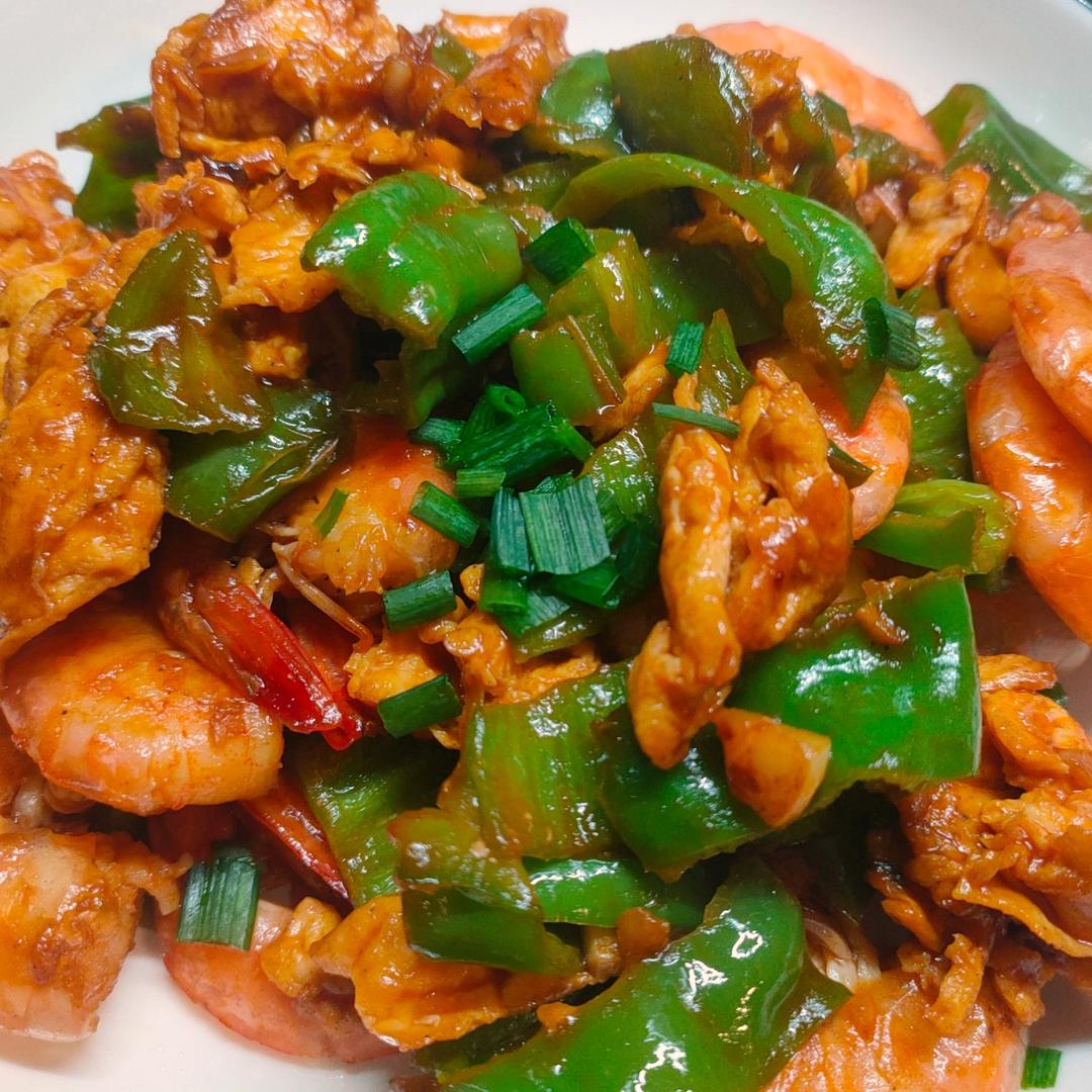 虾仁炒鸡蛋青椒