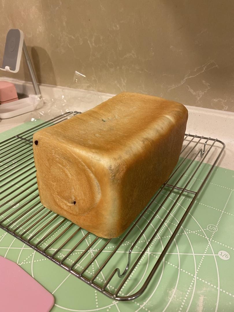 软到拿不起来的生吐司