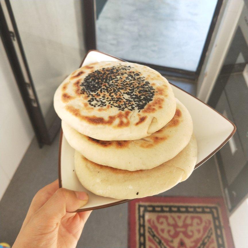 超好吃的家庭版芝麻烧饼