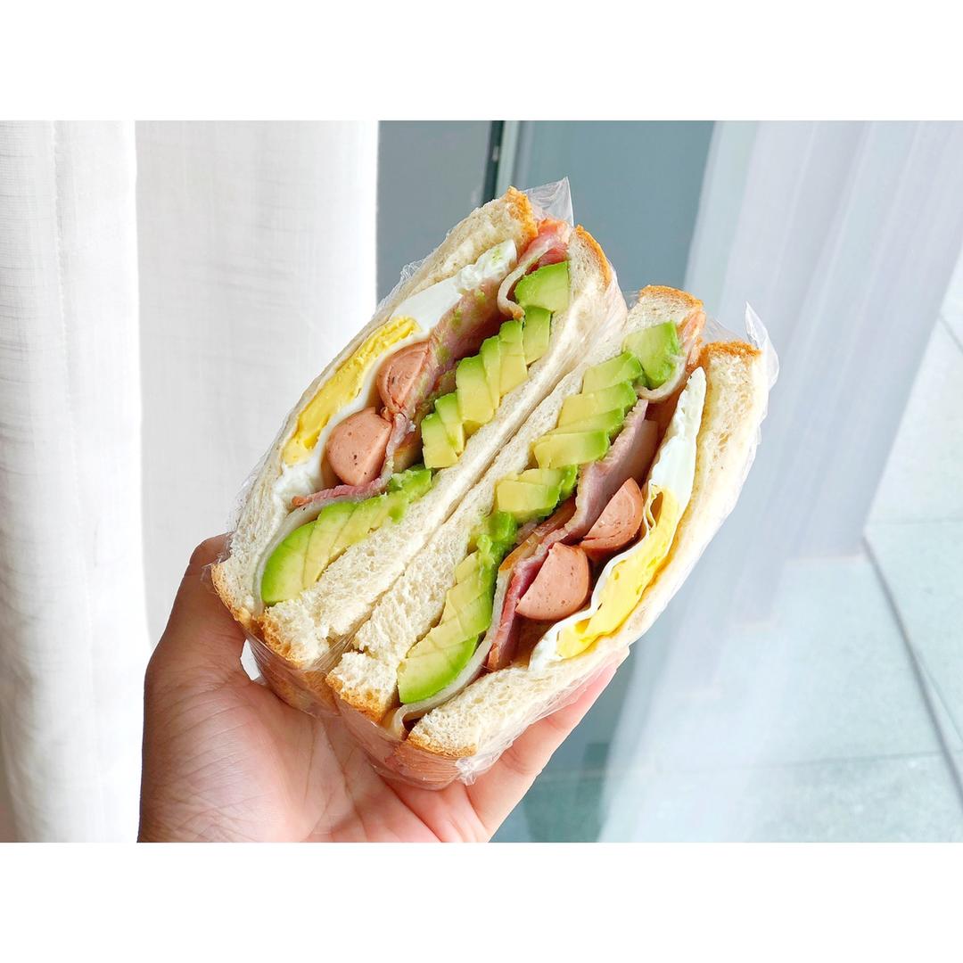 Breakfast🥟🍞🥪🌯🍳🍜