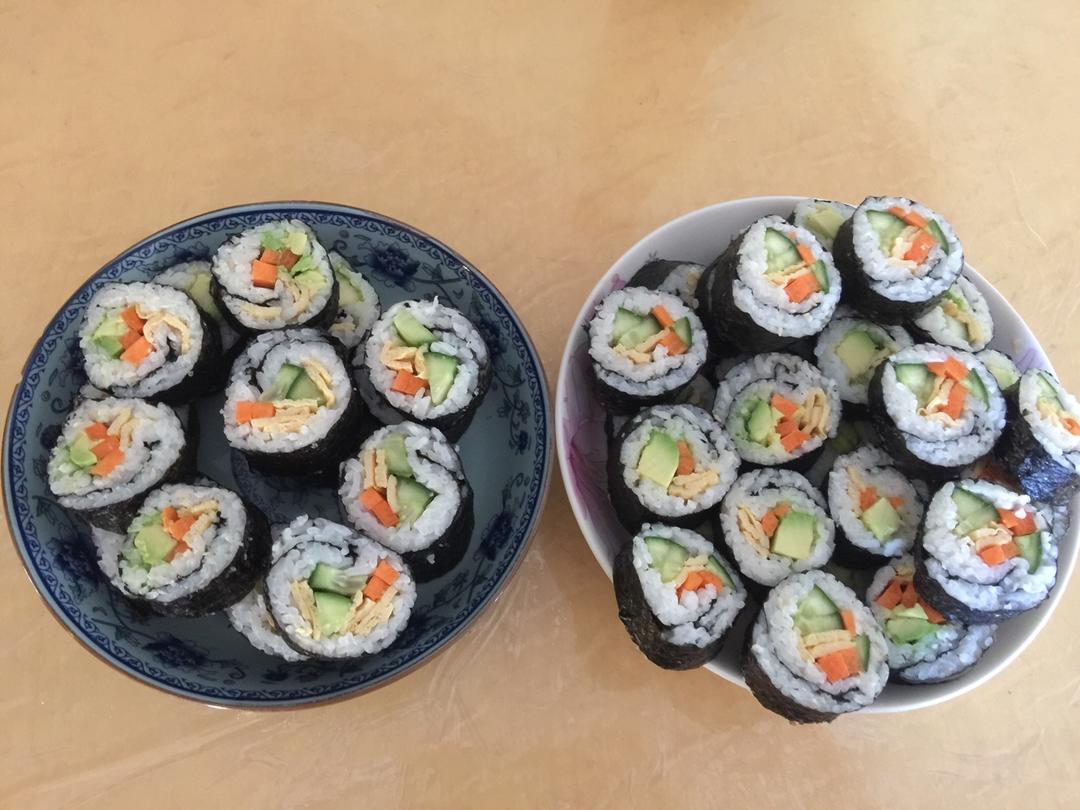 紫菜卷寿司