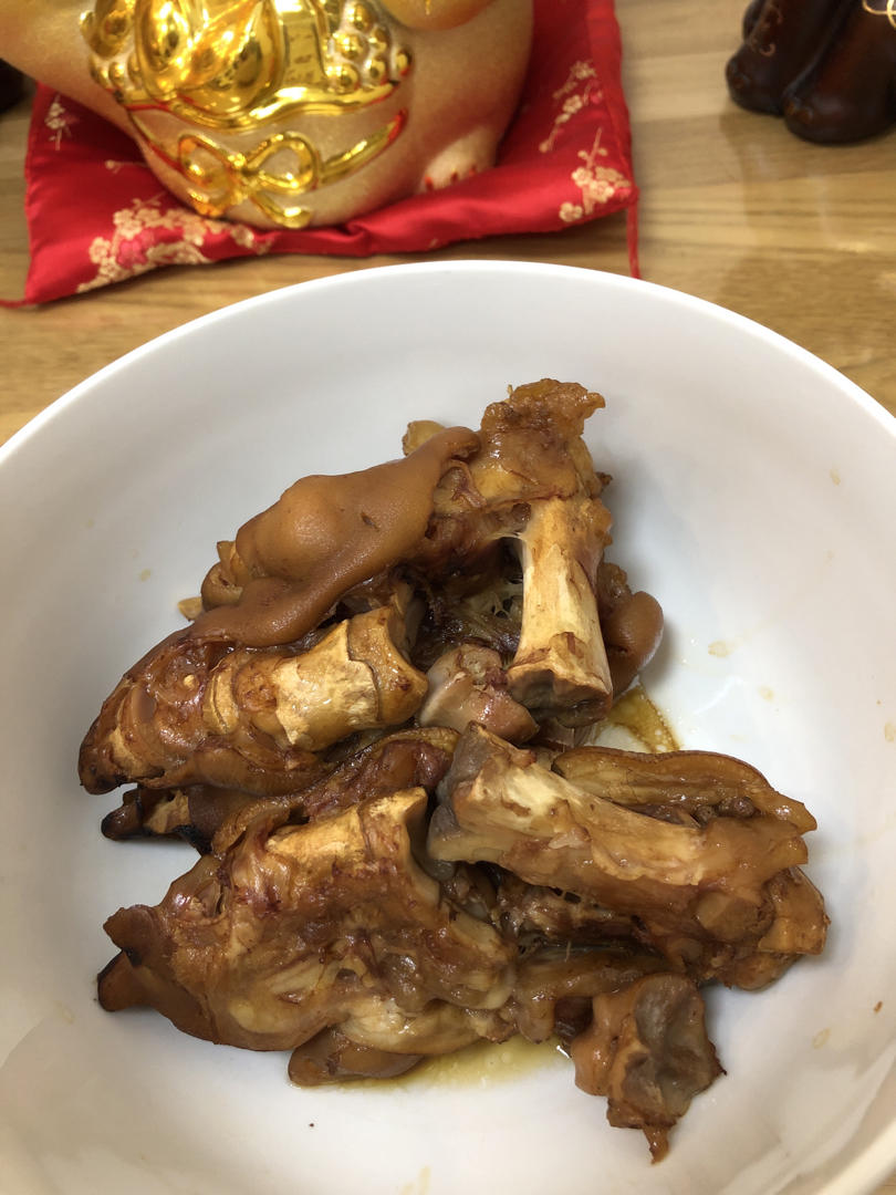 软烂脱骨的酱猪蹄（高压锅版）