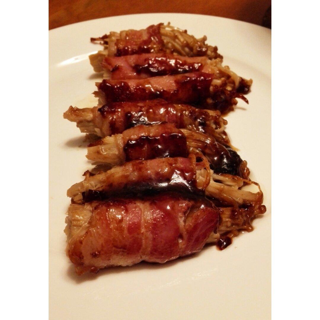 【金针菇培根卷】