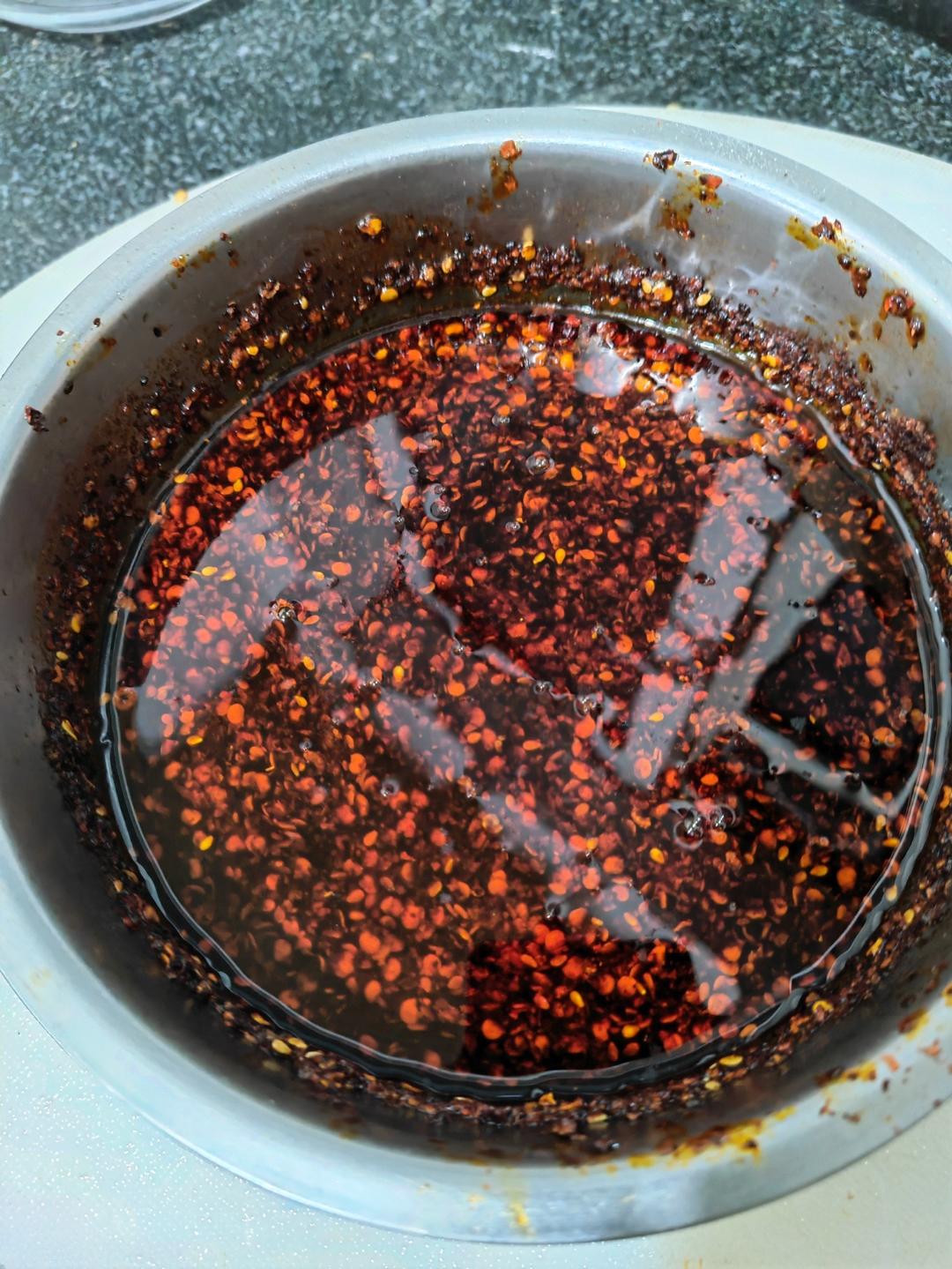 自制辣椒油（拌面炒菜我只用它）