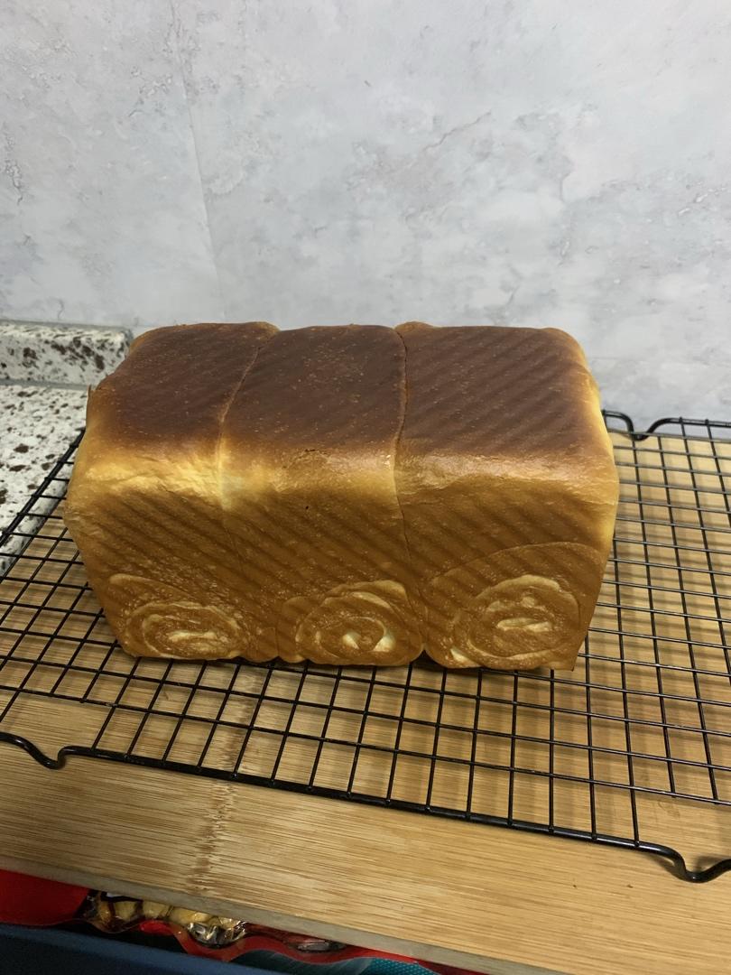 只需一次发酵的超软吐司（附面包机揉手套膜攻略）