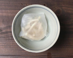 墨鱼三仙汤，给宝宝更健康充足的奶水的做法 步骤2