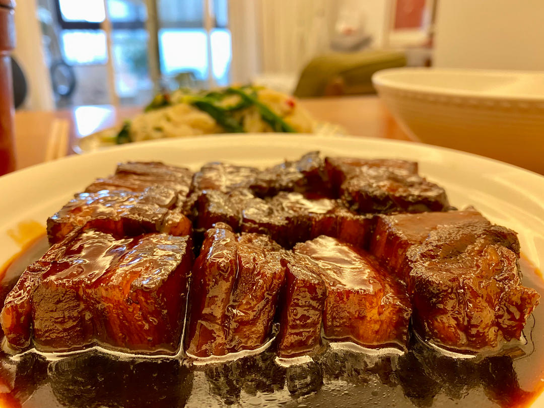 厨师长教你：“红烧肉”的家常做法，肉香四溢肥而不腻