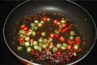 回锅藕片的做法 步骤5