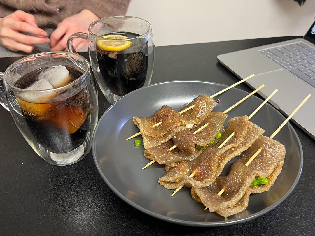 称霸重庆的绝味【烤苕皮】！做起来简单，味道却不一般！