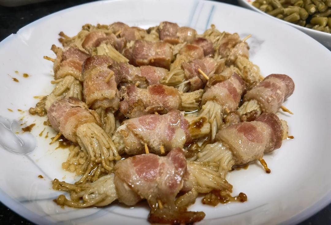 快手十分钟【金针菇培根卷】