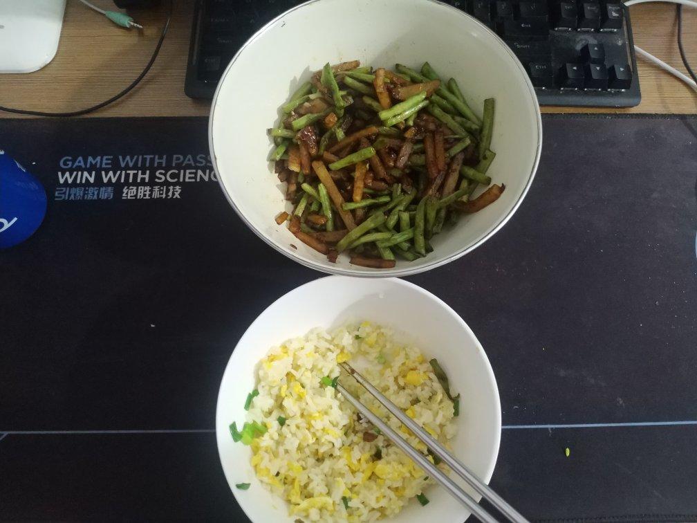 下饭神器❤️ 必须多备几碗米哦！！土豆烧豆角