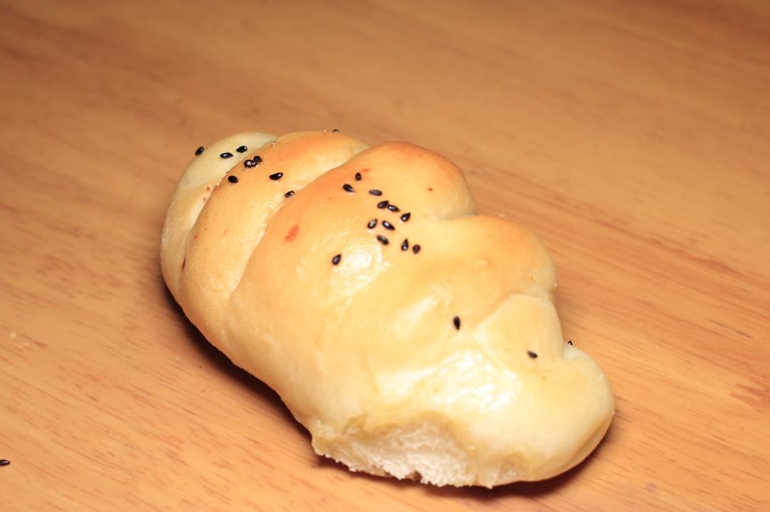 肉松肠仔包