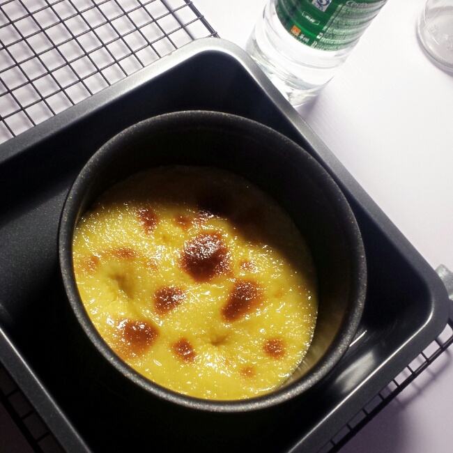 Crèmebrulée。法式烤布雷。焦糖布丁。