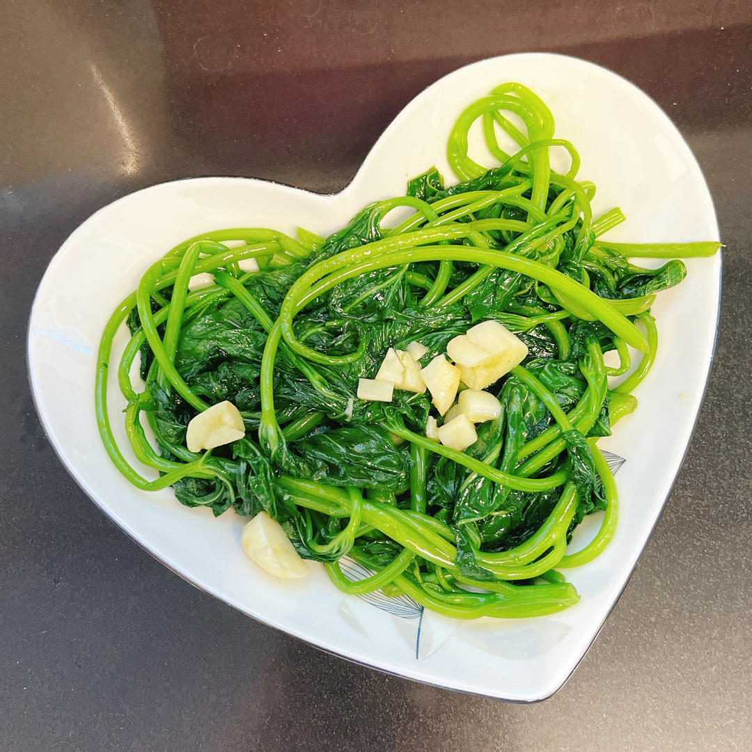 💥蒜蓉炒红薯叶