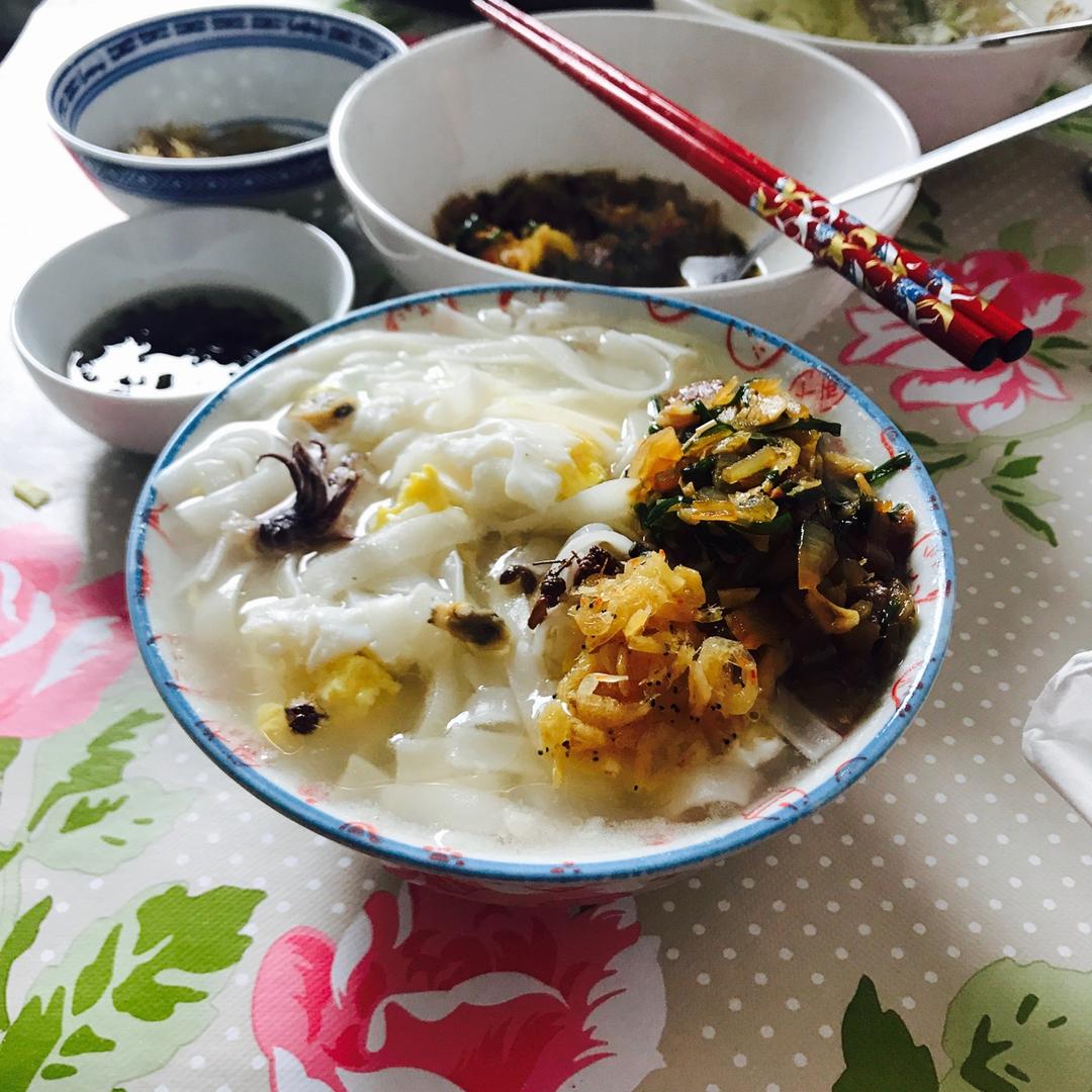 捞河粉