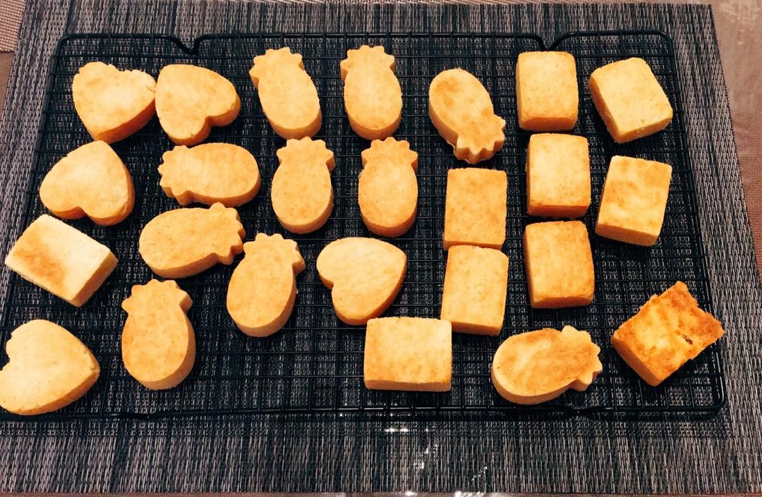 土凤梨酥(山寨微热山丘)