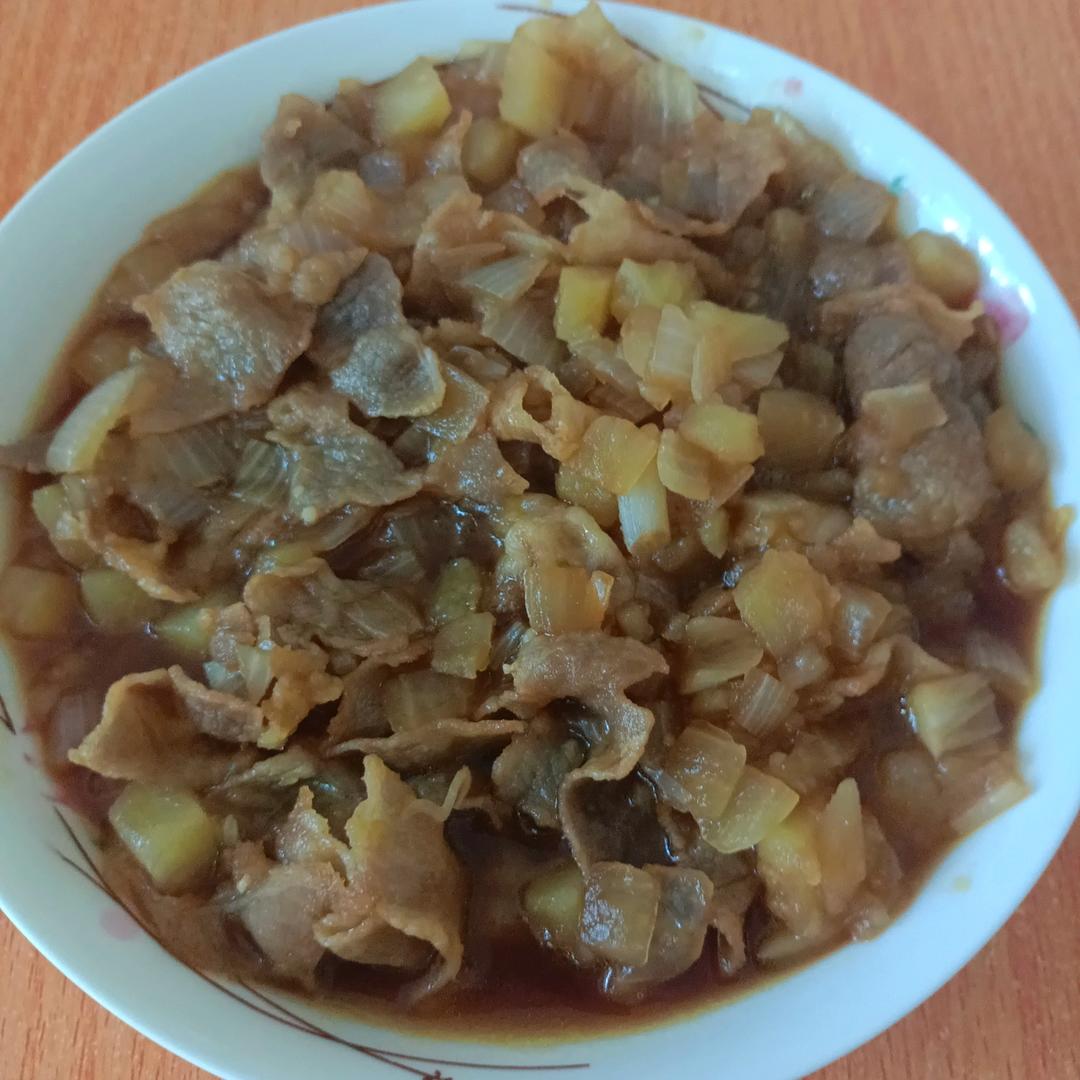 好吃到舔碗底的土豆肥牛拌饭