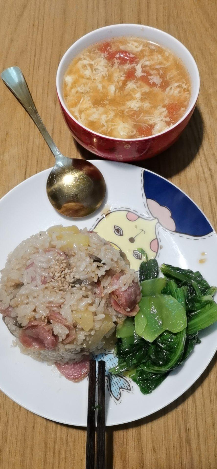香肠土豆焖饭【一人也要吃好版】