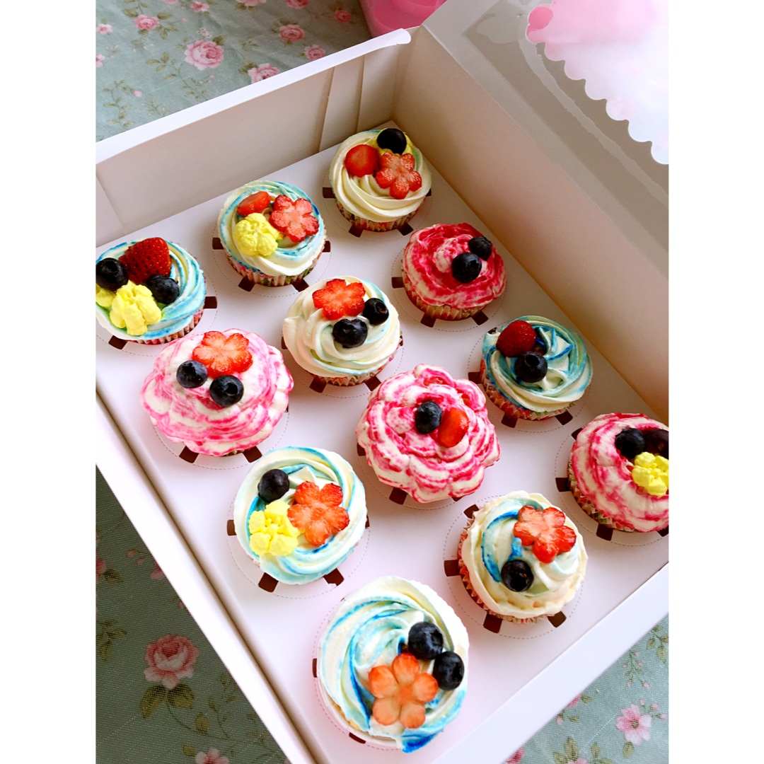 软绵绵戚风纸杯蛋糕