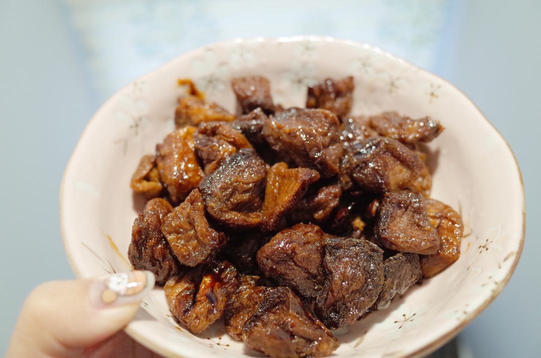 好吃到爆的蜜汁豆干（小时候的味道）