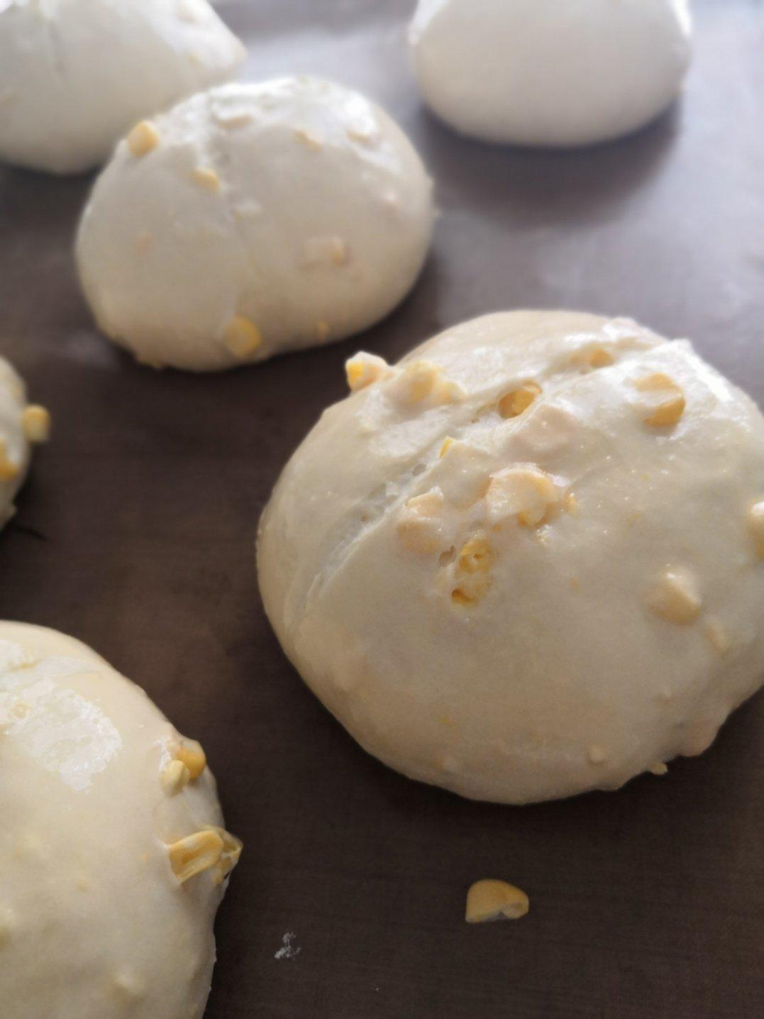 金黄玉米面包球