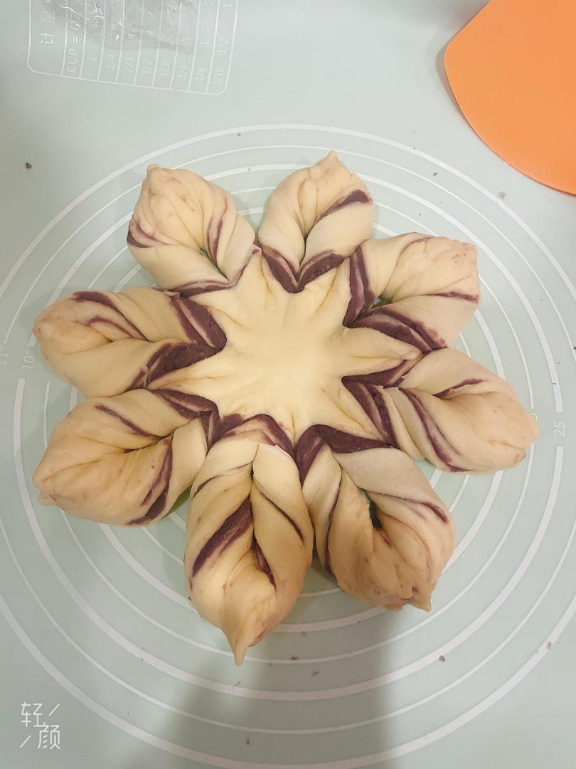 ins风圣诞节雪花豆沙面包---错过了夏天的风秋天的雨 不能再错过冬天的雪花
