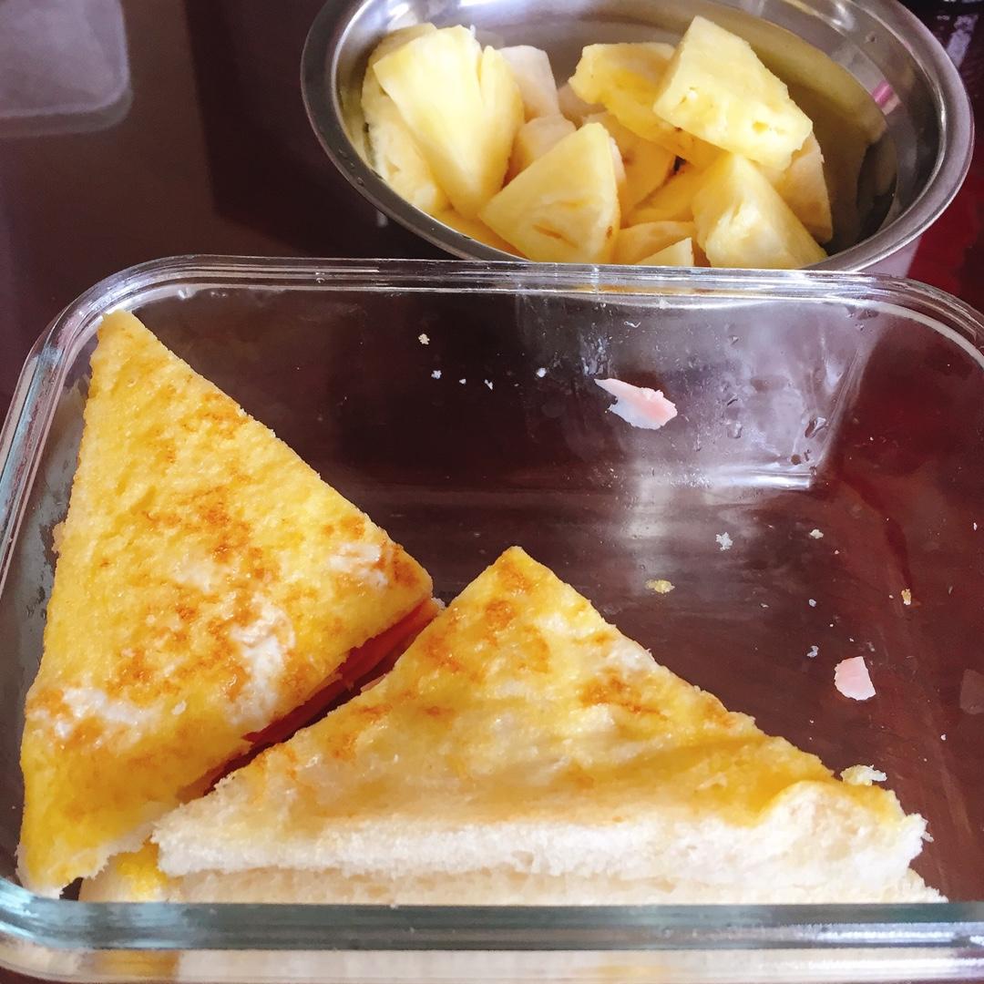 十分钟快手早餐【港式火腿西多士】