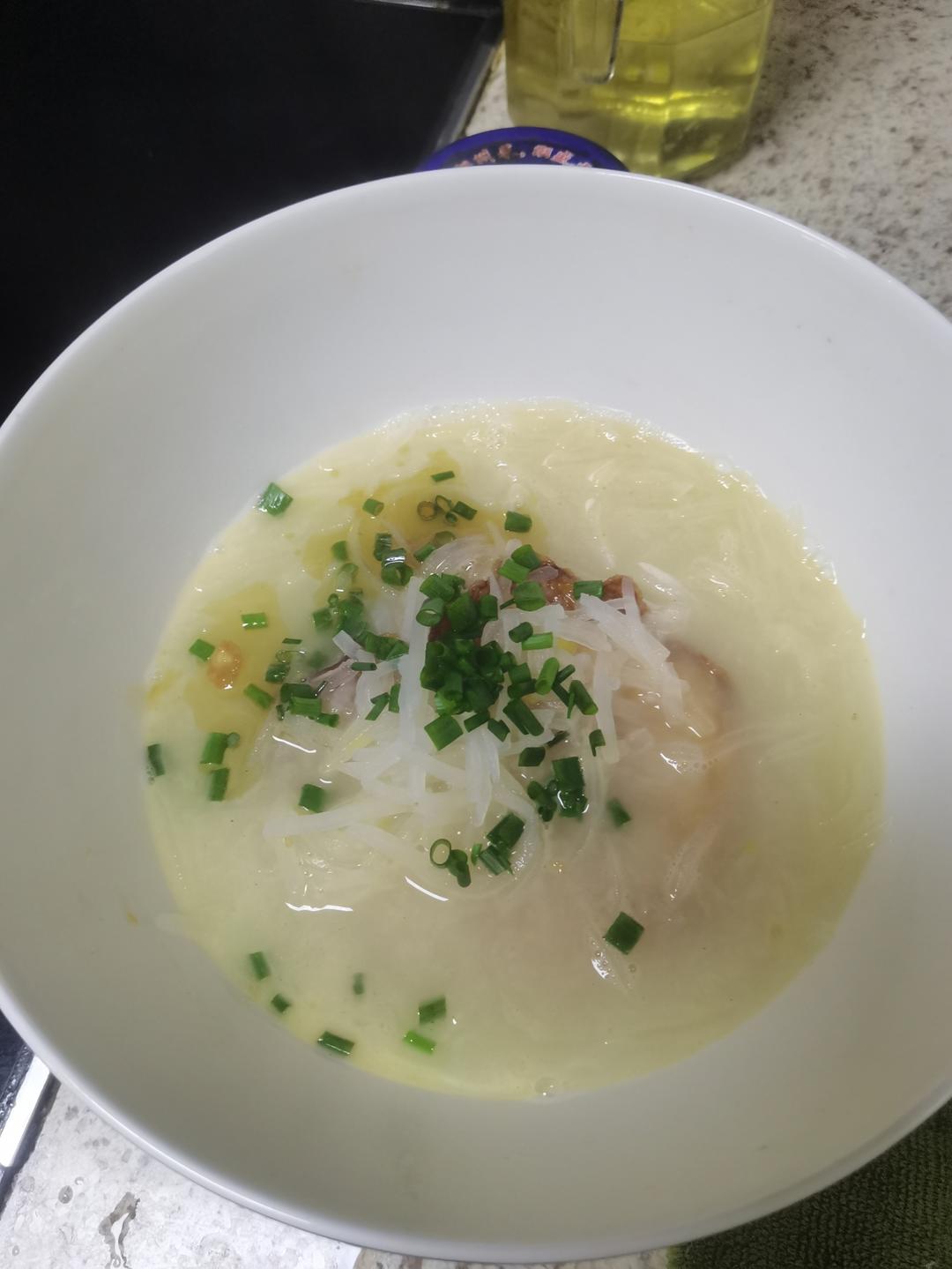 萝卜丝荷包蛋汤